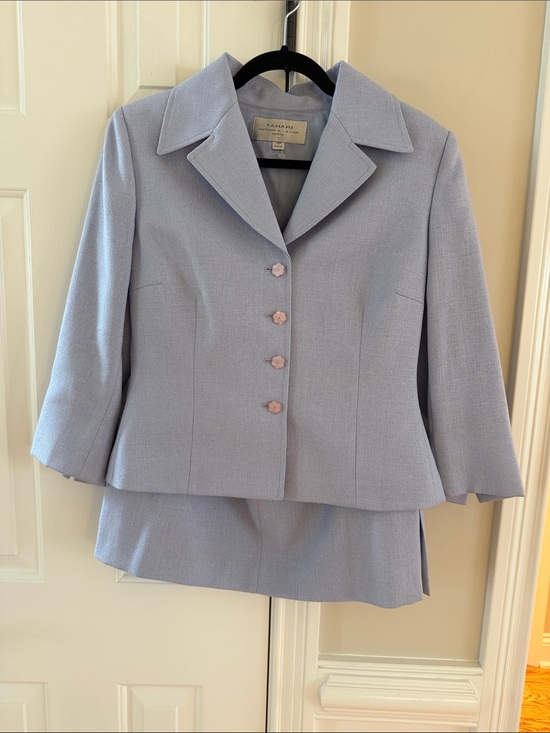 Tahari Other - NWOT TAHARI  Pale Lavender Skirt Suit Beautiful  10p